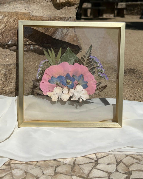 8x8 floral boutonniere frame with real preserved blooms, beautifully designed by Happihome.